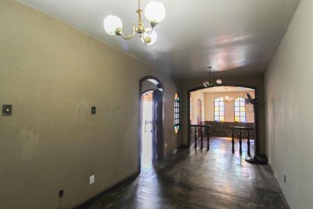 Casa para alugar com 392m², 4 quartos e 5 vagasSala 2