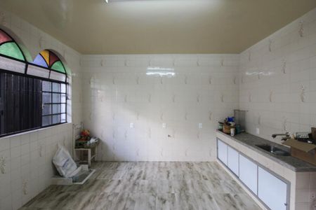 Casa para alugar com 392m², 4 quartos e 5 vagasCozinha de Apoio
