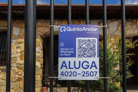 Casa para alugar com 392m², 4 quartos e 5 vagasPlaquinha Instalada