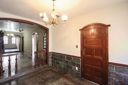 Casa para alugar com 392m², 4 quartos e 5 vagasSala 1