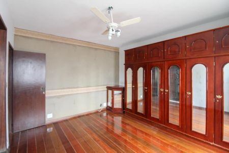 Casa para alugar com 392m², 4 quartos e 5 vagasSuíte 1