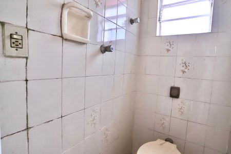 Casa à venda com 69m², 2 quartos e sem vagaBanheiro de serviço