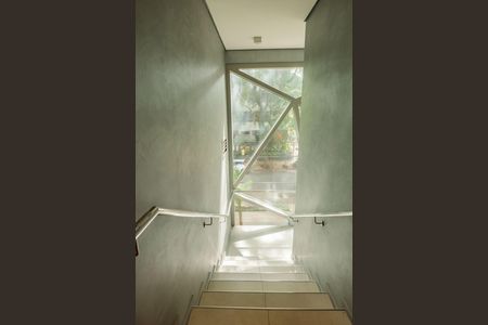 Studio para alugar com 35m², 1 quarto e 1 vagaEscada 