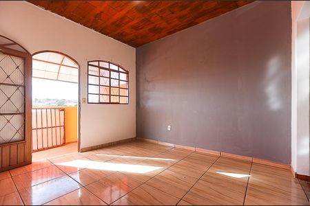 Sala  de casa para alugar com 2 quartos, 50m² em Boa Vista, Belo Horizonte
