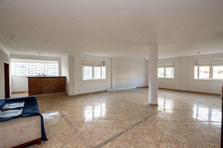 Casa à venda com 2 quartos, 450m² em Icaraí, Niterói