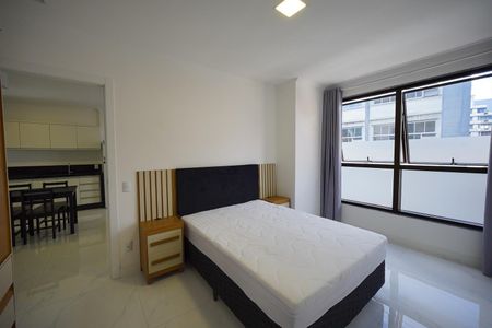 Quarto de apartamento para alugar com 1 quarto, 42m² em Centro, Florianópolis