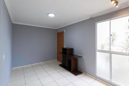 Sala de apartamento para alugar com 2 quartos, 45m² em Chacaras Reunidas Santa Terezinha, Contagem