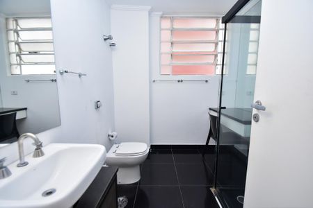Studio para alugar com 150m², 3 quartos e 1 vagabanheiro corredor