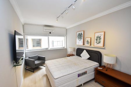 quarto 1 de kitnet/studio para alugar com 2 quartos, 150m² em Cerqueira César, São Paulo