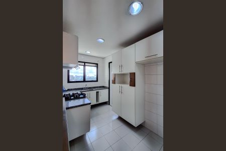 Apartamento para alugar com 68m², 2 quartos e 2 vagas Apartamento para alugar com 68m², 2 quartos e 2 vagasCozinha