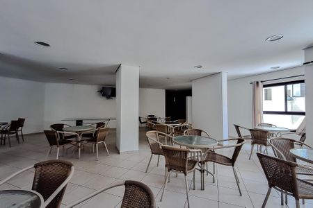 Apartamento para alugar com 68m², 2 quartos e 2 vagas Apartamento para alugar com 68m², 2 quartos e 2 vagasÁrea comum - Salão de festas