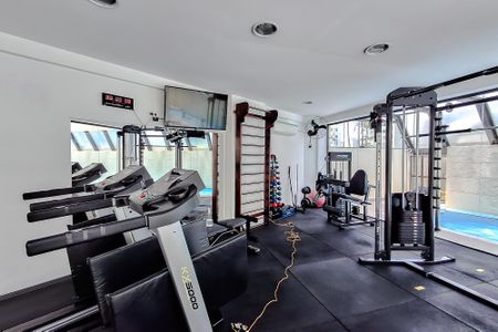 Apartamento para alugar com 68m², 2 quartos e 2 vagas Apartamento para alugar com 68m², 2 quartos e 2 vagasÁrea comum - Academia