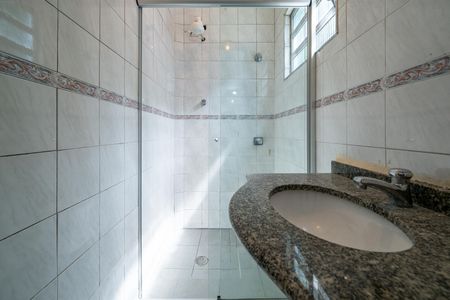 Casa para alugar com 160m², 4 quartos e 1 vagaBanheiro da Suíte