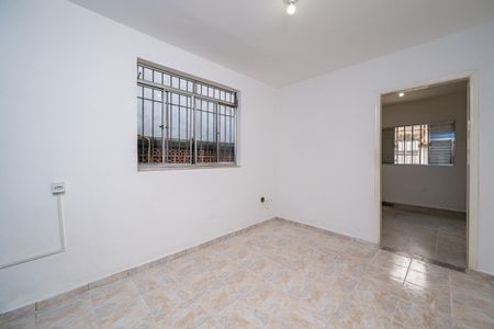 Sala 2 de casa para alugar com 4 quartos, 160m² em Vila Fachini, São Paulo