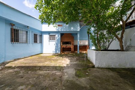 Casa para alugar com 160m², 4 quartos e 1 vagaQuintal