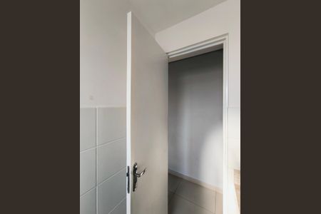 Apartamento à venda com 50m², 2 quartos e 1 vaga Apartamento à venda com 50m², 2 quartos e 1 vagaBanheiro