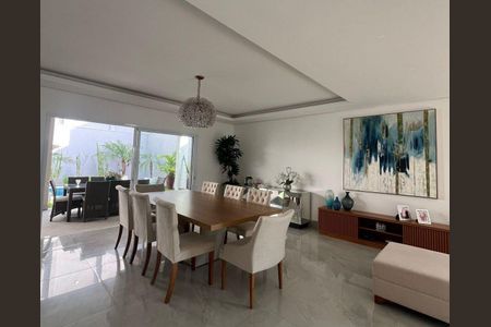 Casa à venda com 4 quartos, 440m² em Colinas da Anhanguera, Santana de Parnaíba