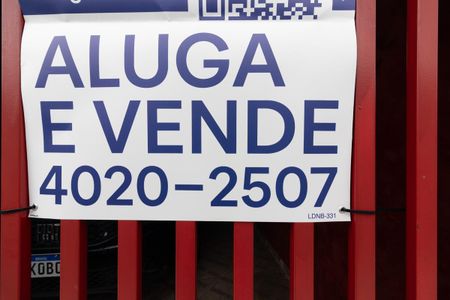 Casa para alugar com 50m², 2 quartos e 1 vagaPlaquinha