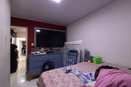 Quarto 1 de casa para alugar com 2 quartos, 50m² em Vila Nhocuné, São Paulo