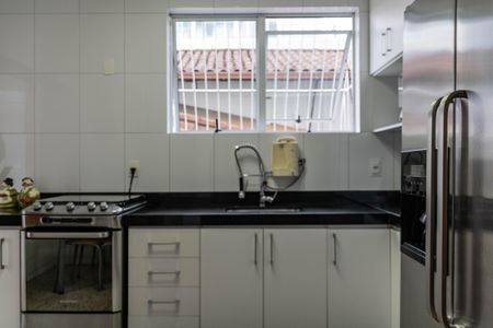 Apartamento à venda com 138m², 4 quartos e 2 vagasCozinha