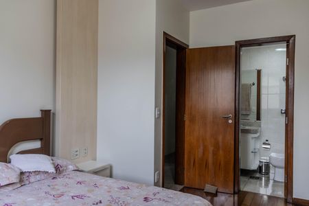 Apartamento à venda com 138m², 4 quartos e 2 vagasSuíte