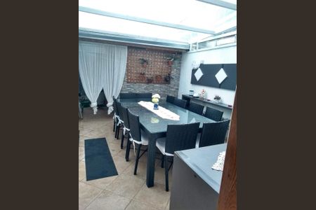 Casa de condomínio para alugar com 200m², 2 quartos e 2 vagasSala de jantar