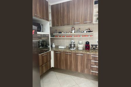 Casa de condomínio para alugar com 200m², 2 quartos e 2 vagasCozinha