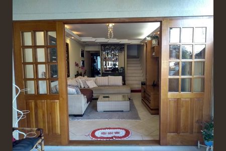 Sala de casa de condomínio para alugar com 2 quartos, 200m² em Jardim da Gloria, Cotia