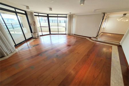 Apartamento à venda com 4 quartos, 300m² em Parque da Mooca, São Paulo