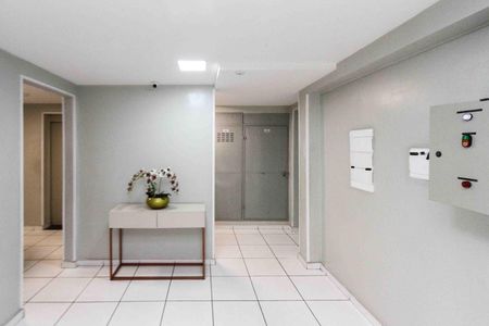 Apartamento para alugar com 49m², 2 quartos e 1 vagaHall