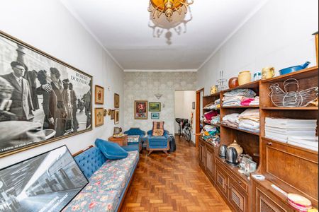 Casa à venda com 230m², 4 quartos e 3 vagas Casa à venda com 230m², 4 quartos e 3 vagasSala 1