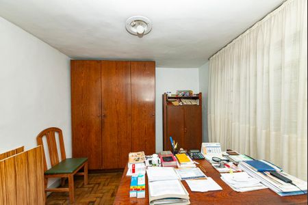 Casa à venda com 230m², 4 quartos e 3 vagas Casa à venda com 230m², 4 quartos e 3 vagasQuarto 3