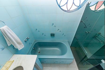 Casa à venda com 230m², 4 quartos e 3 vagas Casa à venda com 230m², 4 quartos e 3 vagasBanheiro Social 1