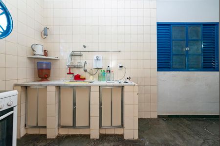 Casa à venda com 230m², 4 quartos e 3 vagas Casa à venda com 230m², 4 quartos e 3 vagasCopa