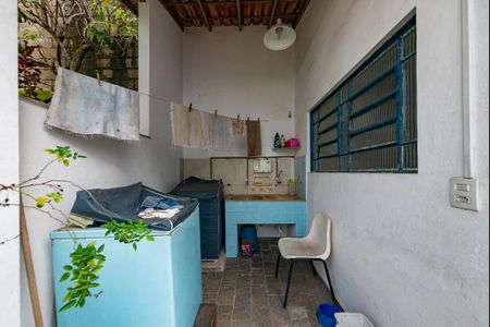 Casa à venda com 230m², 4 quartos e 3 vagas Casa à venda com 230m², 4 quartos e 3 vagasÁrea de Serviço