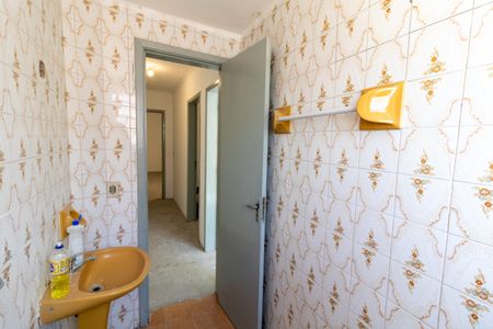 Apartamento à venda com 60m², 2 quartos e sem vaga Apartamento à venda com 60m², 2 quartos e sem vagaBanheiro