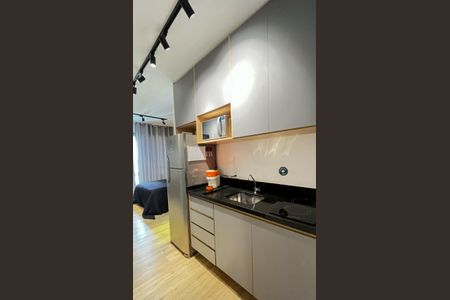 Cozinha de kitnet/studio à venda com 1 quarto, 26m² em Vila Clementino, São Paulo