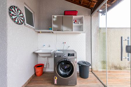 Apartamento à venda com 100m², 2 quartos e 1 vaga Apartamento à venda com 100m², 2 quartos e 1 vagaÁrea de Serviço