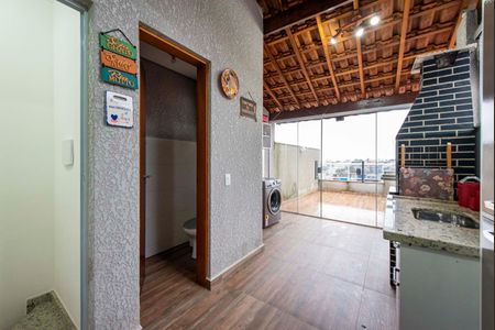 Apartamento à venda com 100m², 2 quartos e 1 vaga Apartamento à venda com 100m², 2 quartos e 1 vagaCobertura