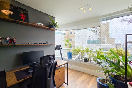 Apartamento à venda com 83m², 2 quartos e 2 vagasSacada