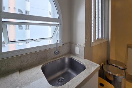 Apartamento à venda com 83m², 2 quartos e 2 vagasÁrea de Serviço