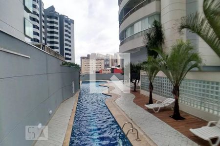 Apartamento à venda com 83m², 2 quartos e 2 vagasÁrea comum - Piscina