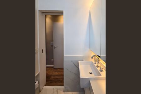 Apartamento à venda com 83m², 2 quartos e 2 vagasBanheiro - Suíte