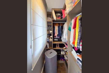 Apartamento à venda com 83m², 2 quartos e 2 vagasCloset - Suíte