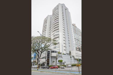 Apartamento à venda com 83m², 2 quartos e 2 vagasFachada