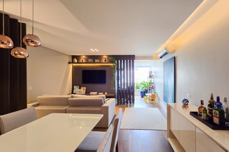 Apartamento à venda com 83m², 2 quartos e 2 vagasSala