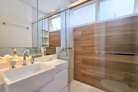 Apartamento à venda com 83m², 2 quartos e 2 vagasBanheiro - Suíte