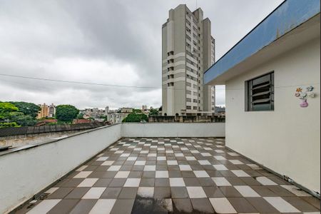 Casa à venda com 550m², 5 quartos e 4 vagas Casa à venda com 550m², 5 quartos e 4 vagasÁrea de Serviço
