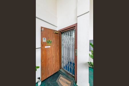 Casa à venda com 550m², 5 quartos e 4 vagas Casa à venda com 550m², 5 quartos e 4 vagasElevador