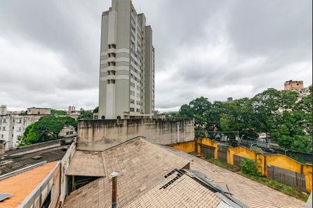 Casa à venda com 550m², 5 quartos e 4 vagas Casa à venda com 550m², 5 quartos e 4 vagasÁrea de Serviço